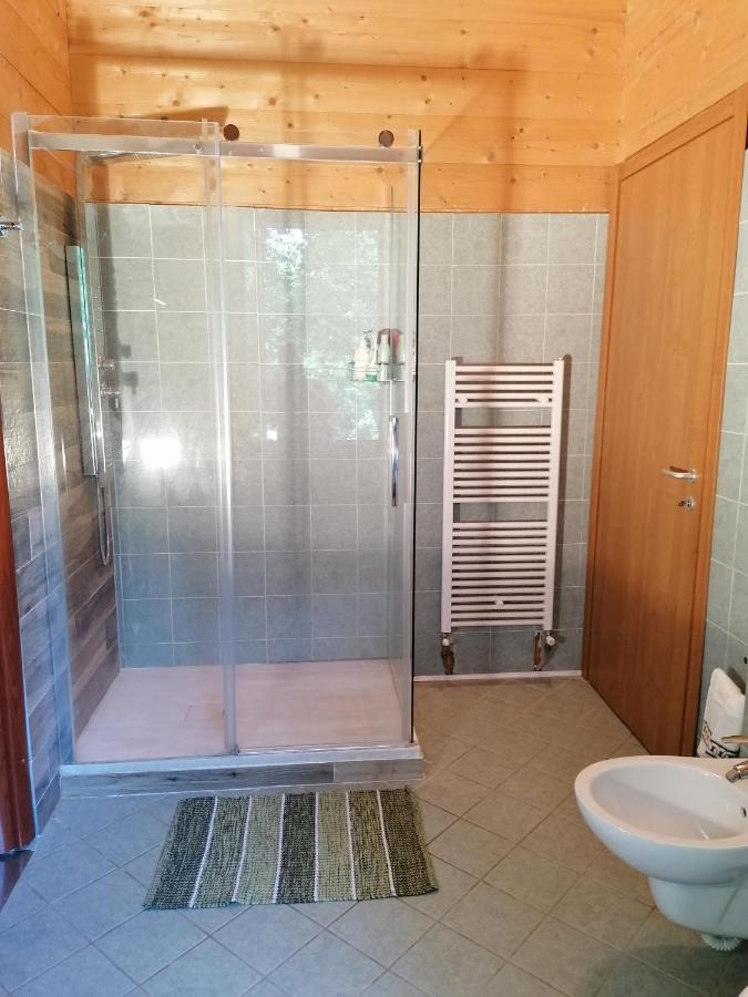 Agriturismo Bio Apipoli Lucino Kültér fotó